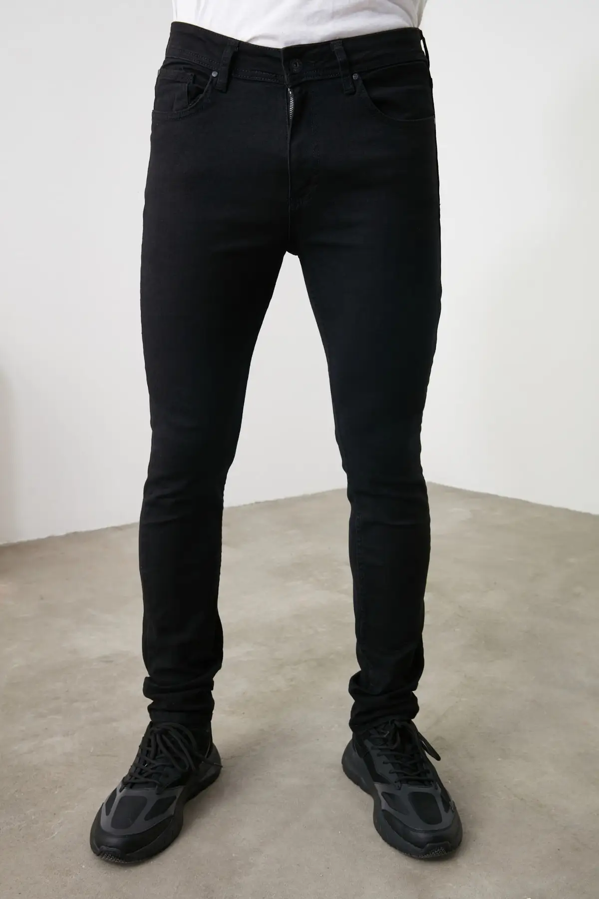 

Black Men Skinny Jean Black Fadeless Men's Jeans 2021
