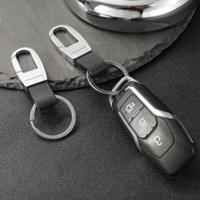 

New Zinc Alloy Car Key Chain Universal Styling Auto Motorcycle Simple Waist Buckle Classic Key Chain Decoration Accessories