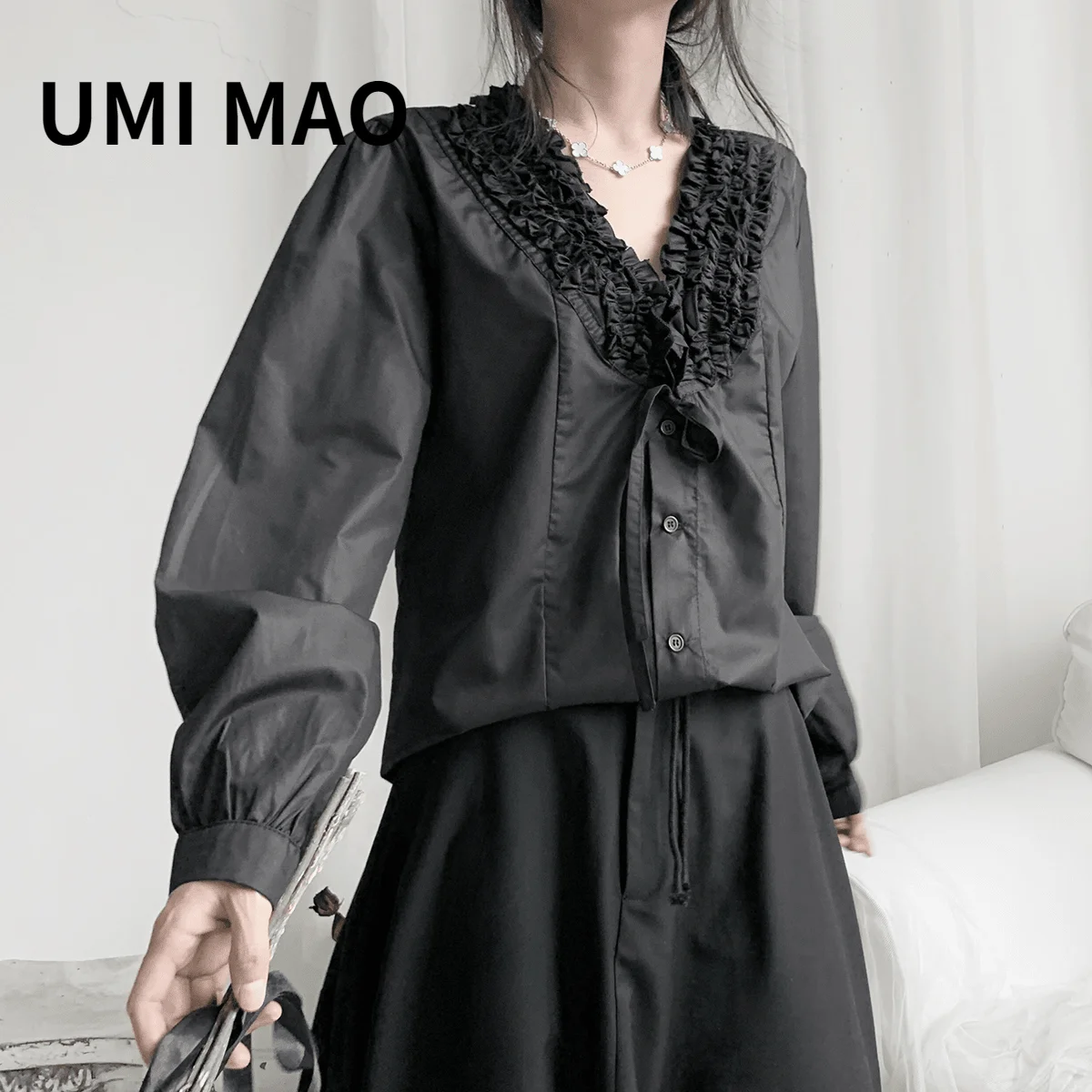 

UMI MAO Yamamoto Dark Series Style Niche Yoji Designer Homemade Retro Exquisite Lace V-neck Long-sleeved Long Sleeve Shirt Y2K