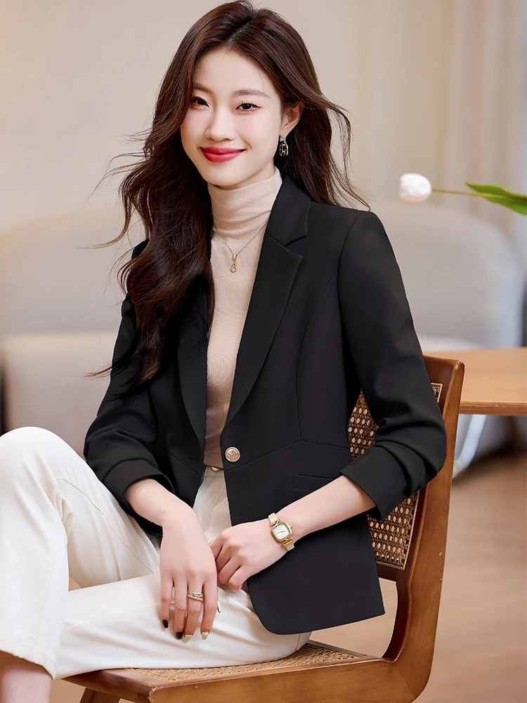 Женский маленький костюм облегающий талию верхняя одежда женская новинка 2024