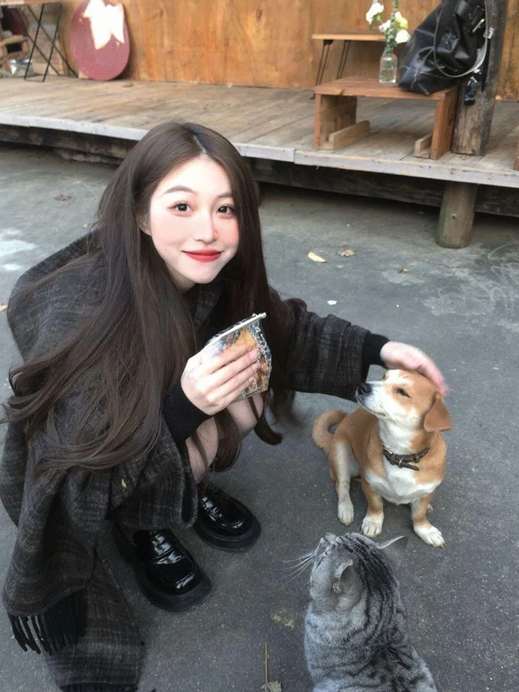 Плюс размер женский пилот корейская серия ретро темный клетчатый пончо шаль