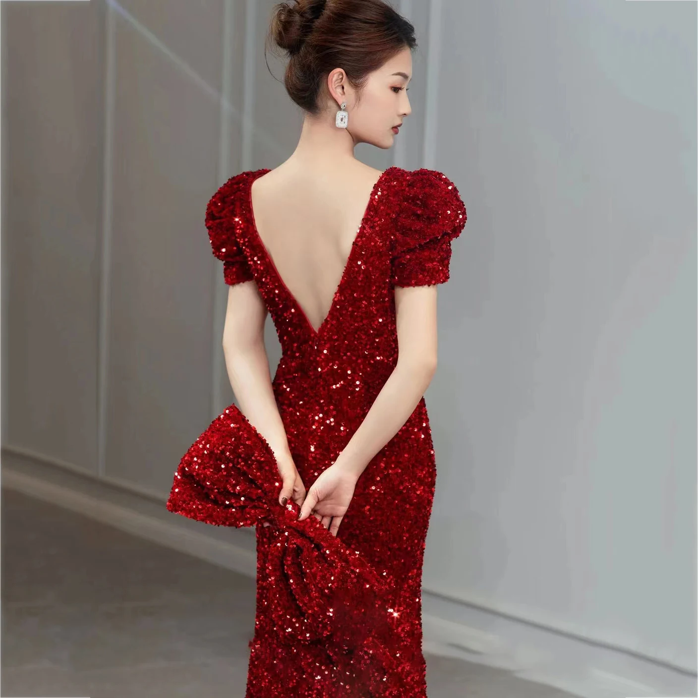 Женское длинное вечернее платье-русалка Бордовое платье с блестками и открытой