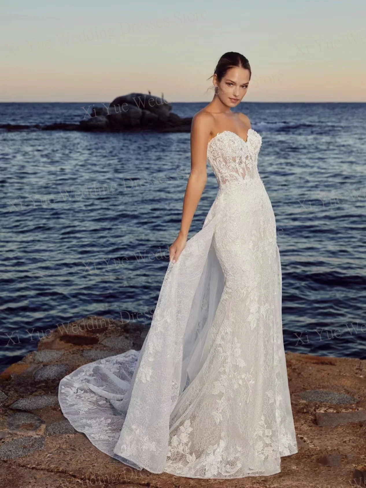 Фото Customized Sexy Sweetheart Wedding Dresses Elegant Lace Appliques Backless Vintage Mermaid Bride Gowns Sleeveless Sweep Train №4