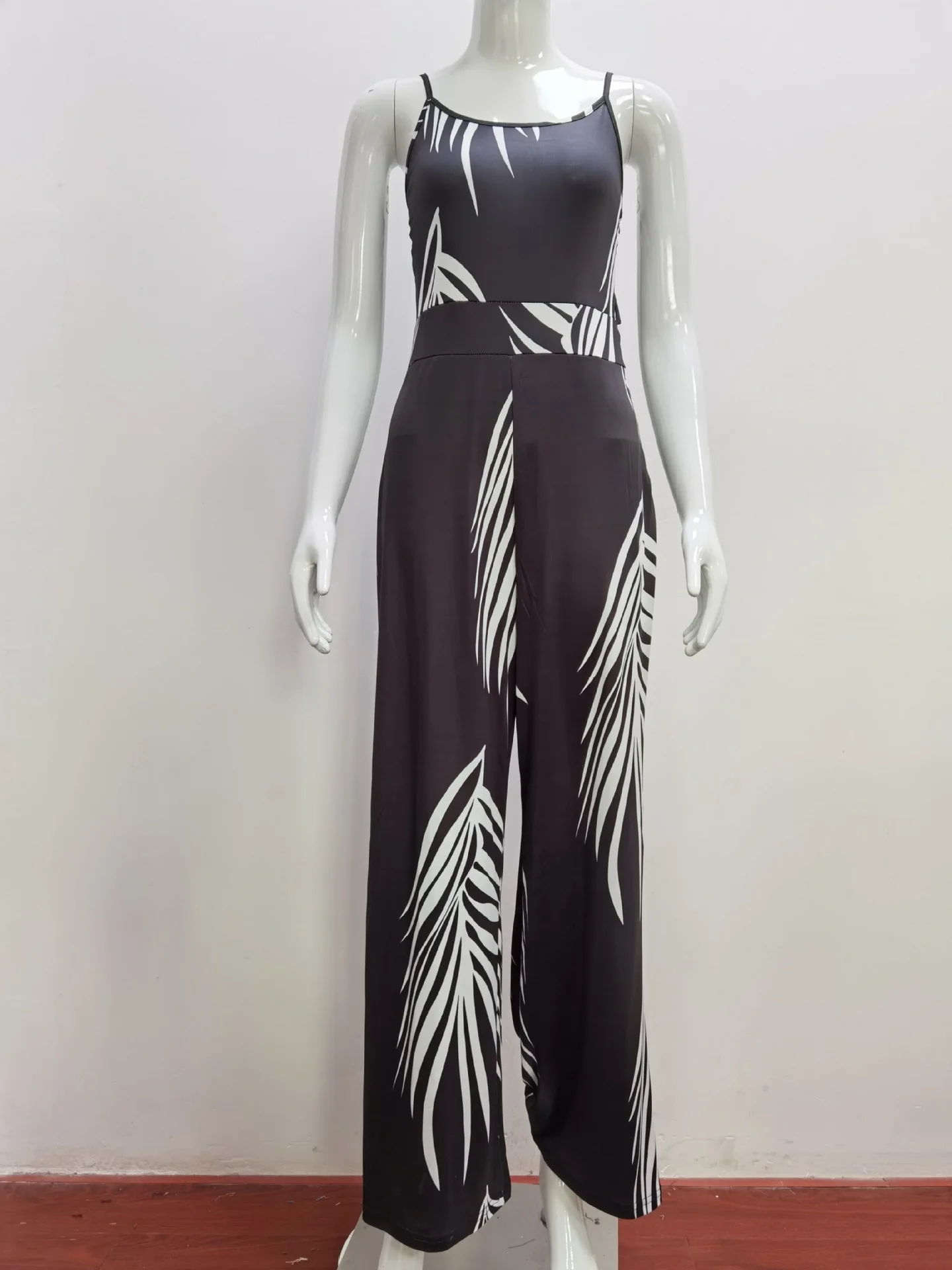 Women's Spring 2023 New Cross border European and American Leisure Fashion Long sling Sleeveless Loose jumpsuit