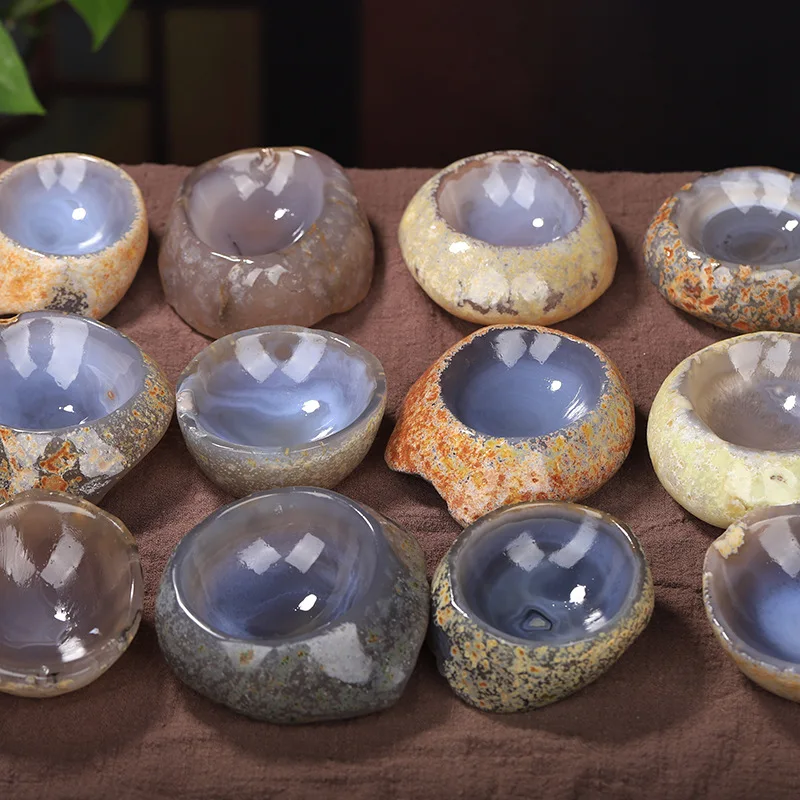 

Natural Agate Original Stone Ashtray Simple Original Ecological Jade Bowl Crystal Chalcedony Utensil Cup Home Desktop Decoration