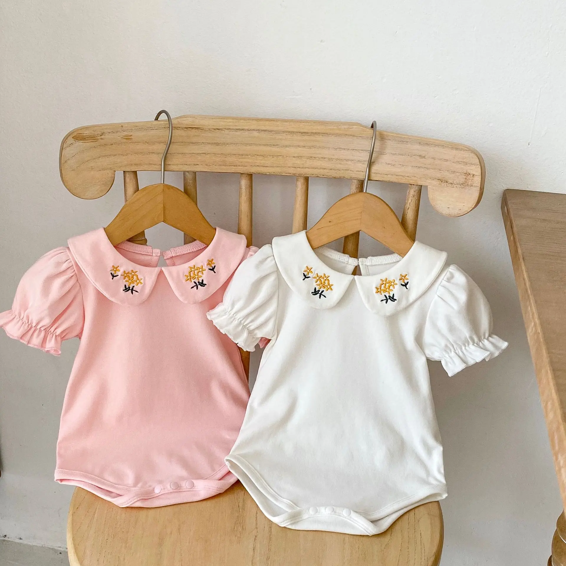 

New Baby Embroidery Flower Puff Sleeve Romper Summer Toddler Girl Simple Cherry Casual Onesie Boy Infant Cotton Fashion Bodysuit