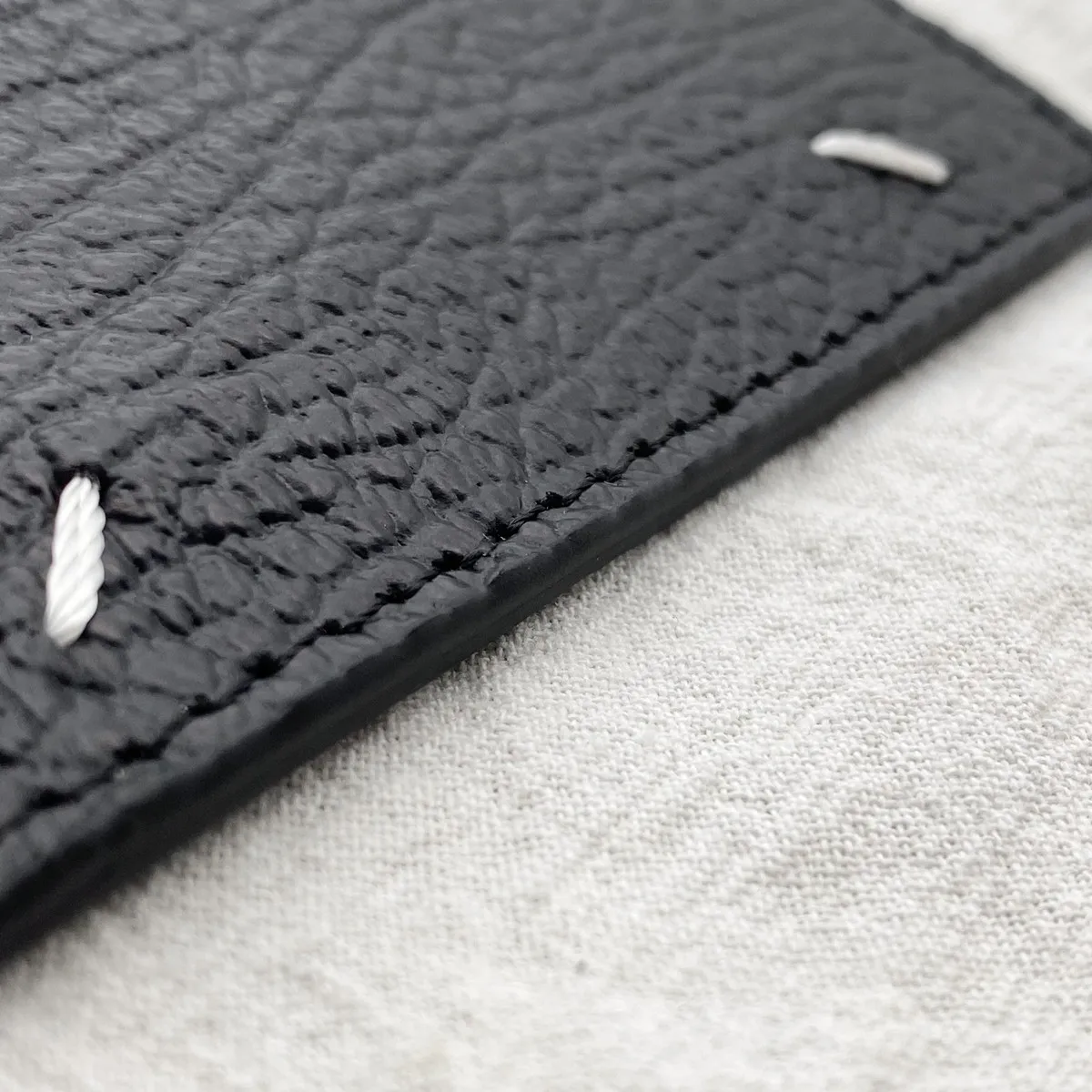 Genuine Leather Four Corner Sewing Mark Men's ID Card Holder Simple Black Fashion Card Case Bag Texture  Bank Credit