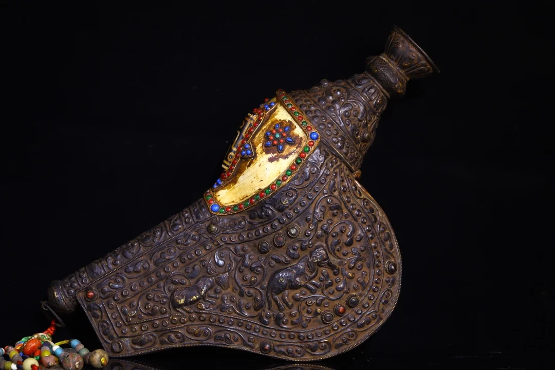 

Коллекция тибетских храмов 17 дюймов, старое окрашенное мозаичное украшение в виде ракушек, камень цзы, бусины в виде Божьего зверя, коровы, раковины, улитки, амулет Dharma