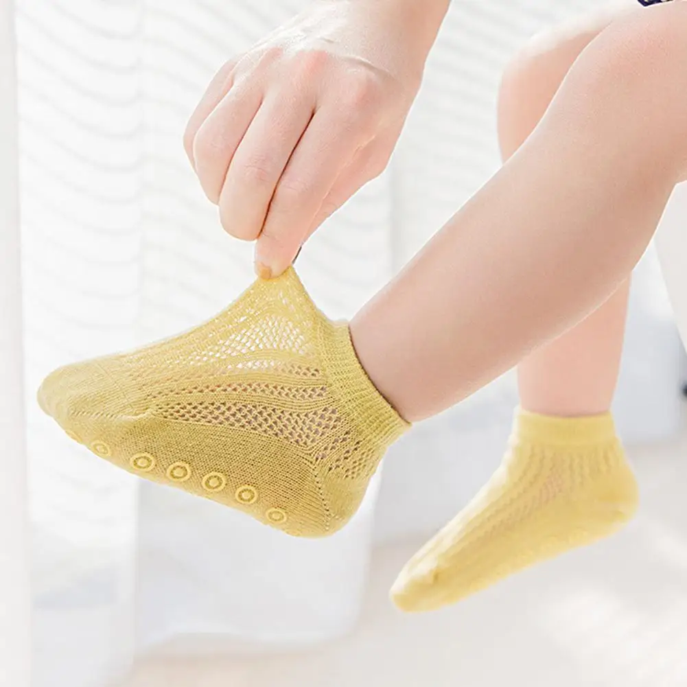 

Practical 1 Pair Great Baby Summer Solid Eyelet Ankle Socks Cotton Baby Socks Non-Slip Birthday Gift