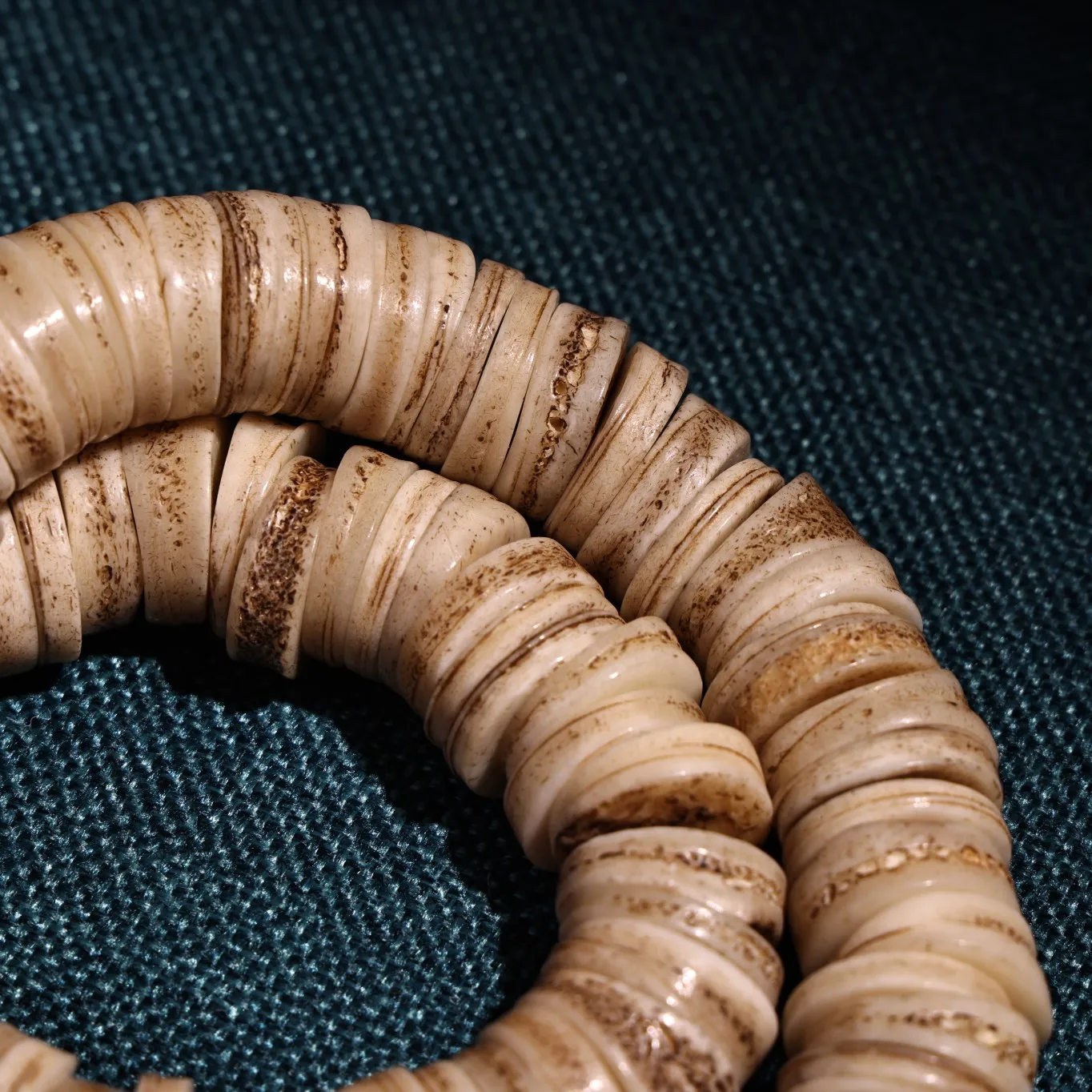 10-дюймовая коллекция тибетского храма старая натуральная кость габалы бусины