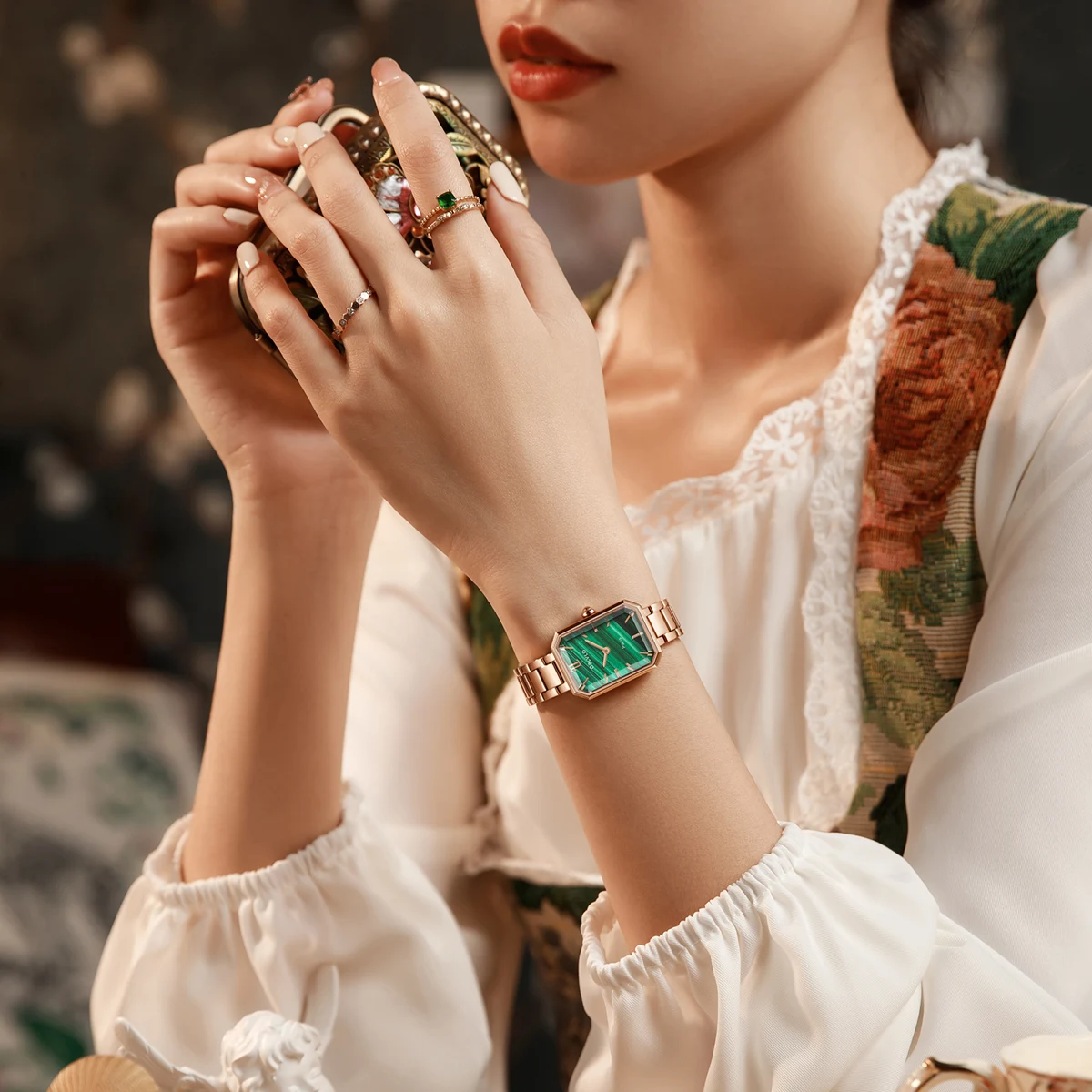 OBLVLO Luxury Green Quartz Watch for Women Malachite Stainless Steel Strap Sapphire Waterproof Exquisite Rectangle Clock 27mm LW