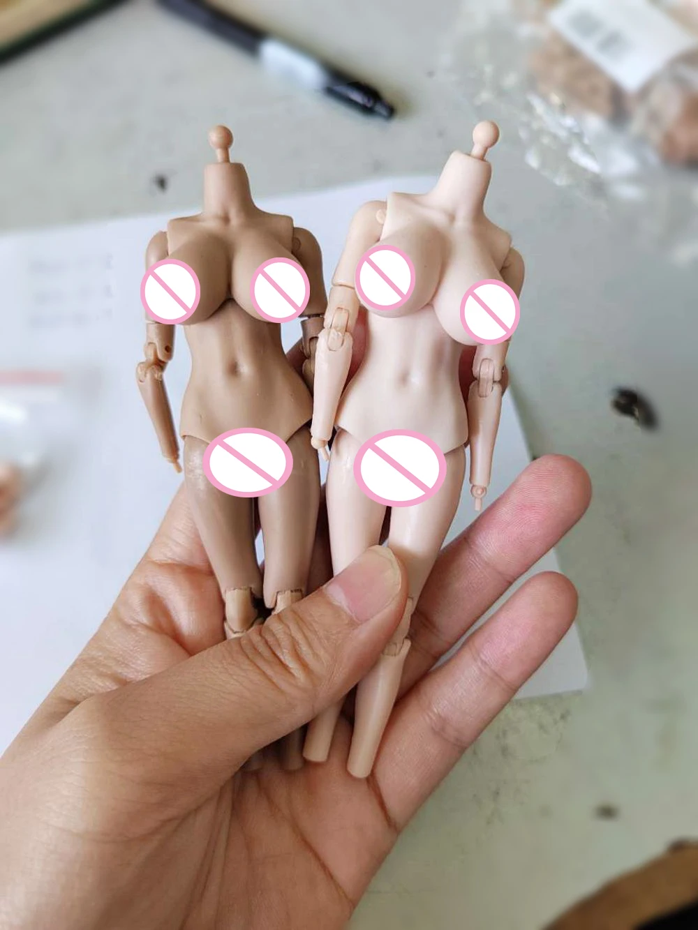 Игрушки HENG 1/12 маленькая средняя большая грудь Гибкая девушка женское тело для 6-дюймовой экшн-фигурки модели игрушки Игрушки HENG 1/12 маленькая средняя большая грудь Гибкая девушка женское тело для 6-дюймовой экшн-фигурки модели игрушки