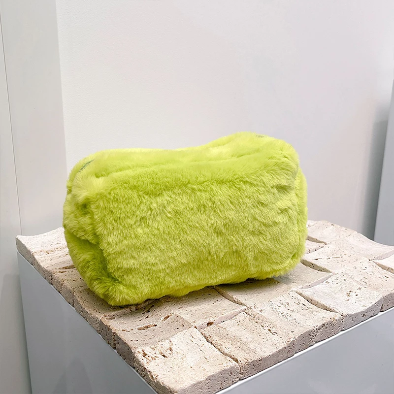 

CHENJ Плюшевая сумка-пенал