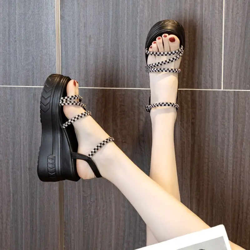 Туфли женские на танкетке босоножки со стразами водонепроницаемые супервысокие