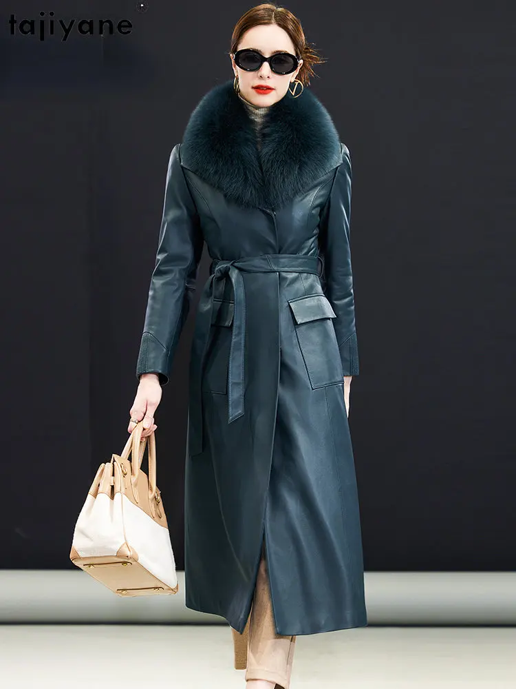 Рисунок 4 - Женский пуховик средней длины Tajiyane