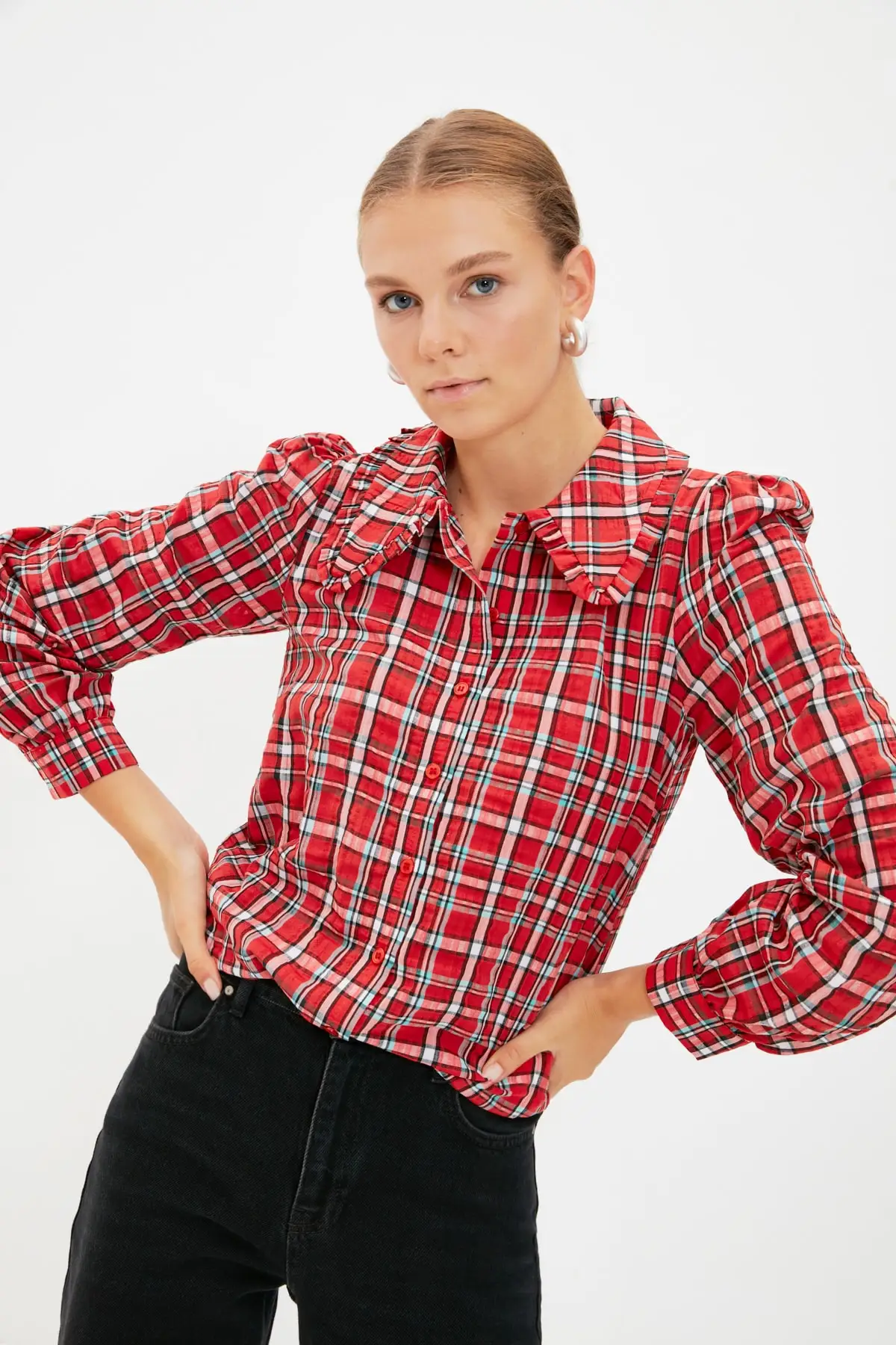 

Trendyol Button Shirt TWOAW22GO0351