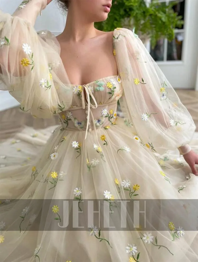 Рисунок 3 - Женское платье с квадратным вырезом JEHETH