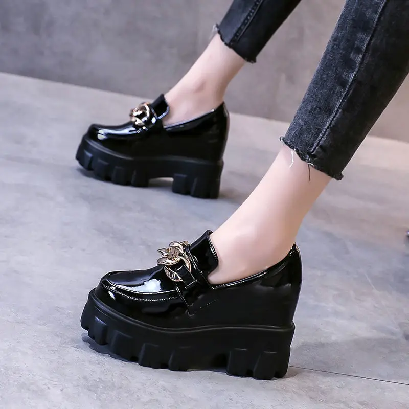 New Black Autumn Women Patent Leather Chunky Sneakers Breathable Chain High Heels British Style Platform Casual Shoes Woman 10CM