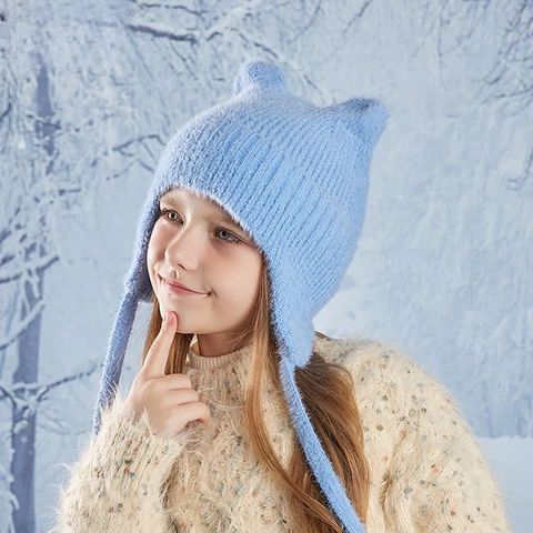 Детская шерстяная шапка с кошачьими ушками