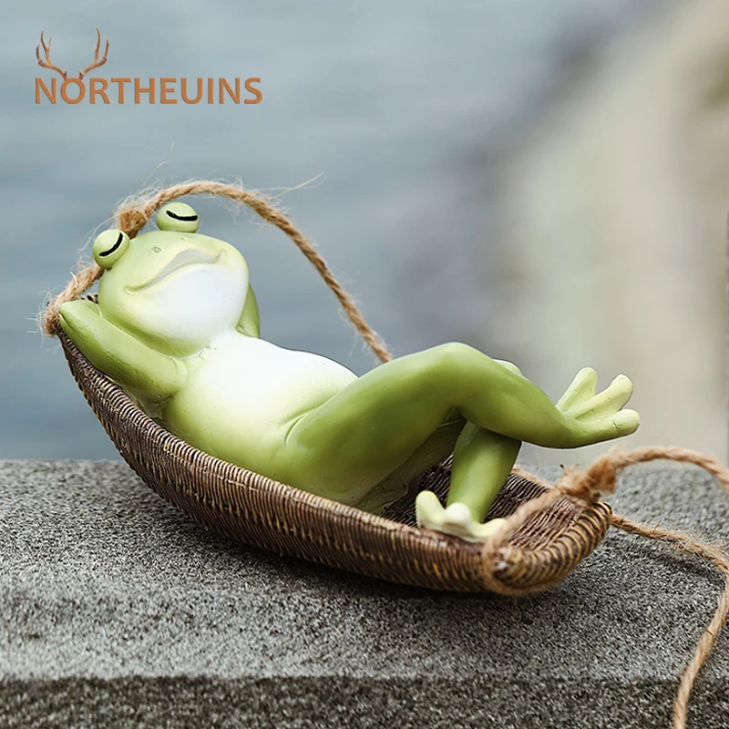 

Качели-лягушки NORTHEUINS из смолы, подвесные Фигурки для интерьера, современные минималистичные уличные садовые украшения, украшение для крыль...