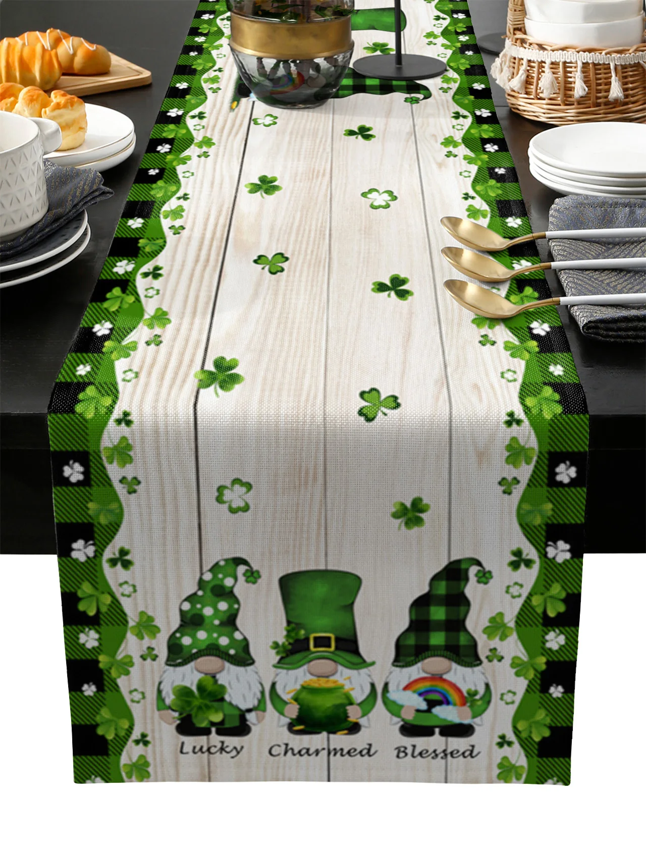 

Saint Patrick Clover Green Dwarf Table Runner Wedding Festival Table Decoration Home Decor Kitchen Table Runners Placemats