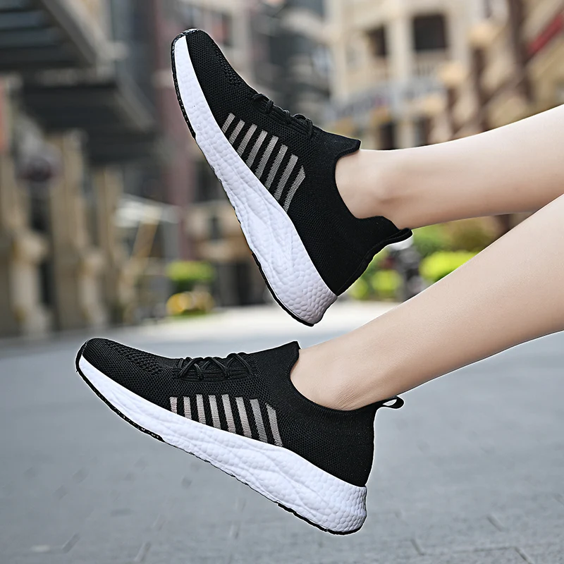 Breathable Men Women Sneakers 2022 New Summer Mesh Men Shoes Lightweight Sport Running Shoes Men Black White Sneakers Size 36-45