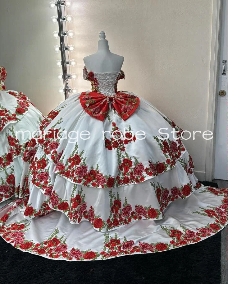 Белые платья принцессы мексиканского шарro Quinceanera 2025 красный цветочный корсет с