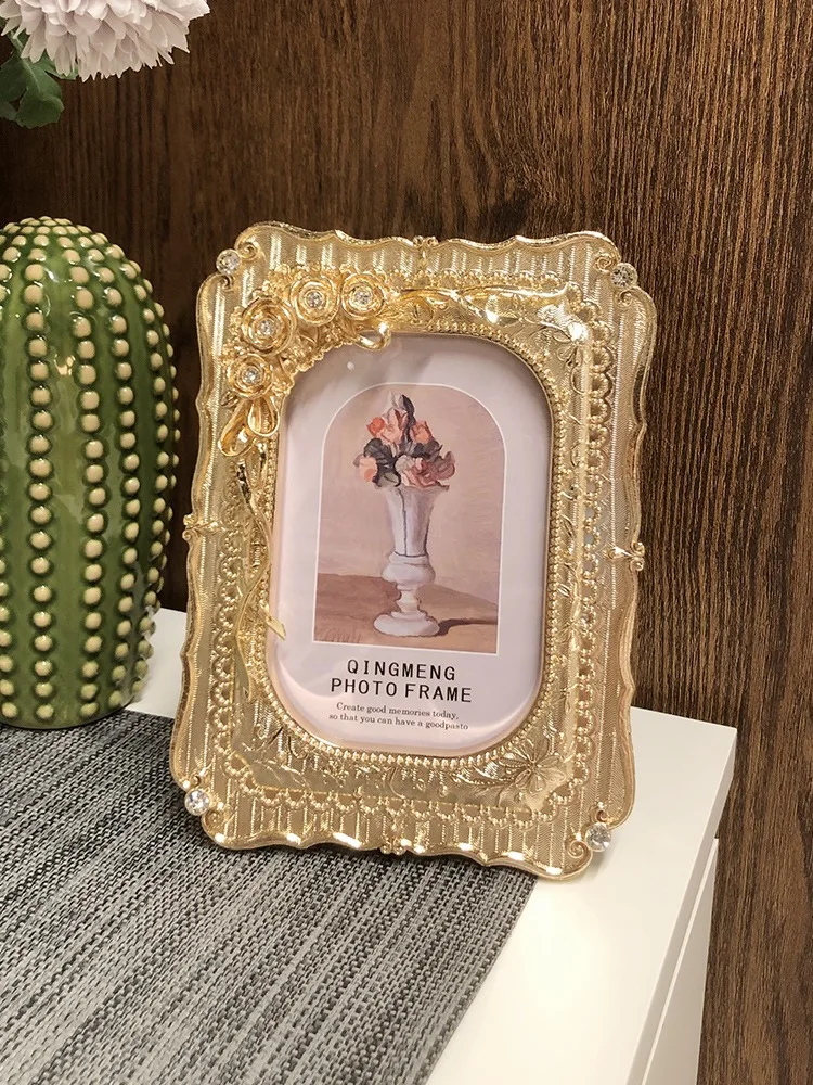 

6 Inch Modern Light Luxury Metal Picture Frame With Diamond Table Porch Decoration Wedding Birthday Gift