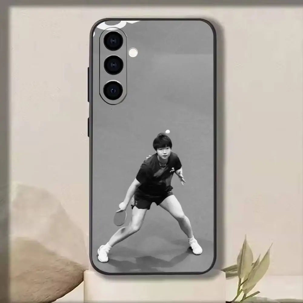 Фото Чехол для телефона Sun Yingsha-Table tennis player для Samsung Galaxy A73, A72, A71, A70, A53, A52, A51 и других моделей, мягкий черный чехол №4