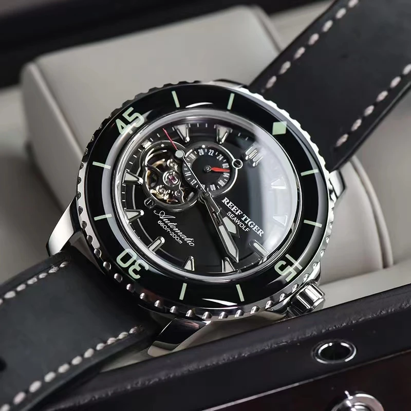 Рисунок 2 - Настоящие мужские часы