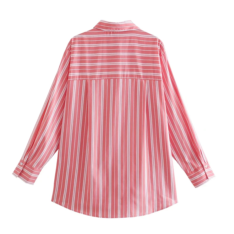 Женская рубашка с воротником лацканами и пуговицами