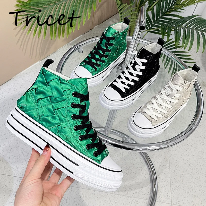

Women Canvas Shoes 2022 Spring Autumn High Top Vulcanized Sneakers Thick Sole Flats Shoes For Women Casual Lace Up Height Boots