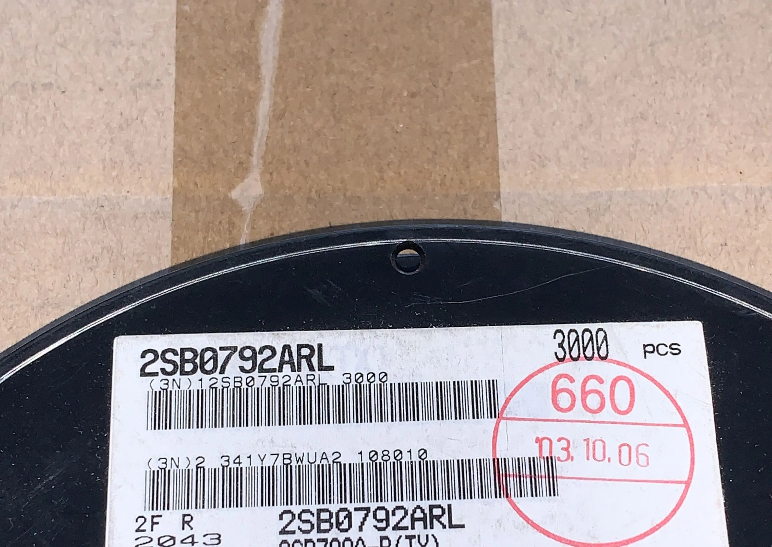 

10pcs 2SB792A-R(TX) /2FR