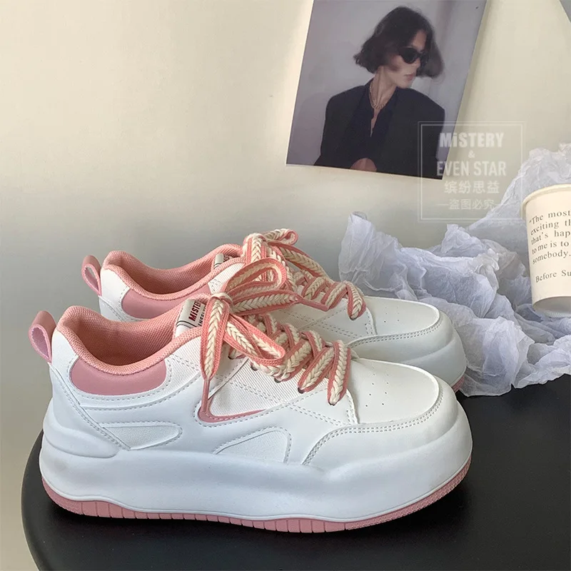 Thick sole heightened small white shoes women 2023 new sports casual shoes big toe versatile board shoes