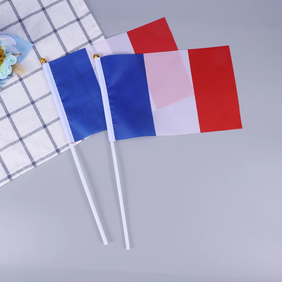 

50pcs Hand Held France Flag Small French Flag Polyester Flag Banners for Sports Events Parties Decor