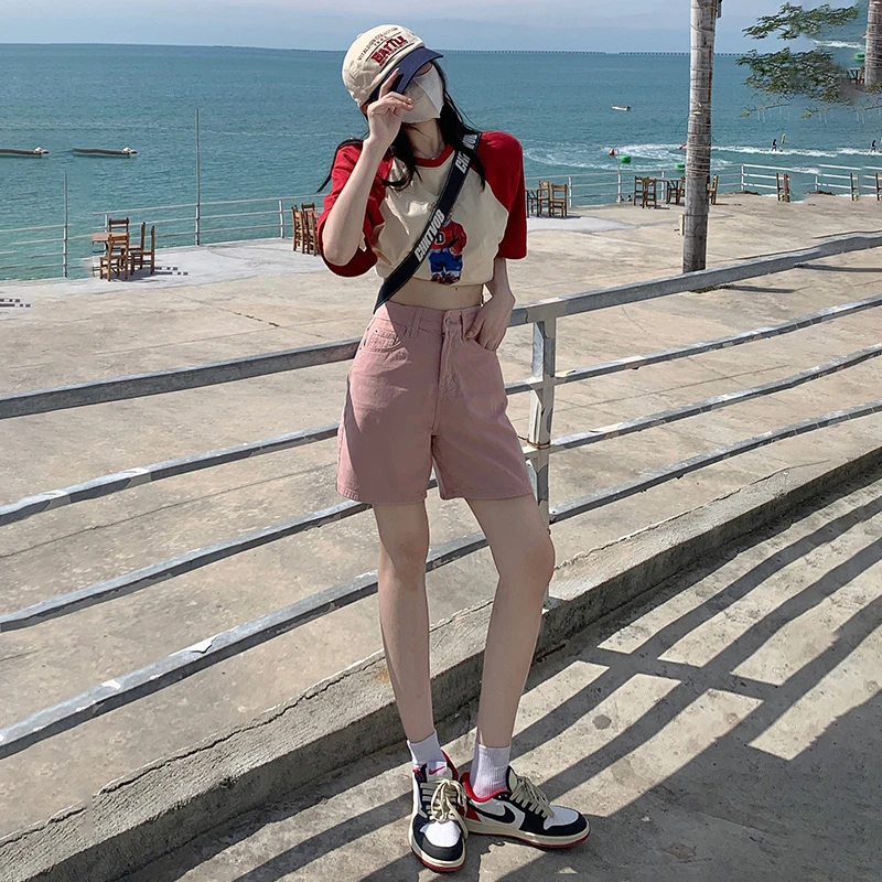 Real time photo of denim women's 2023 new shorts high street summer quarter pants dirty pink high waisted thin small and loose f
