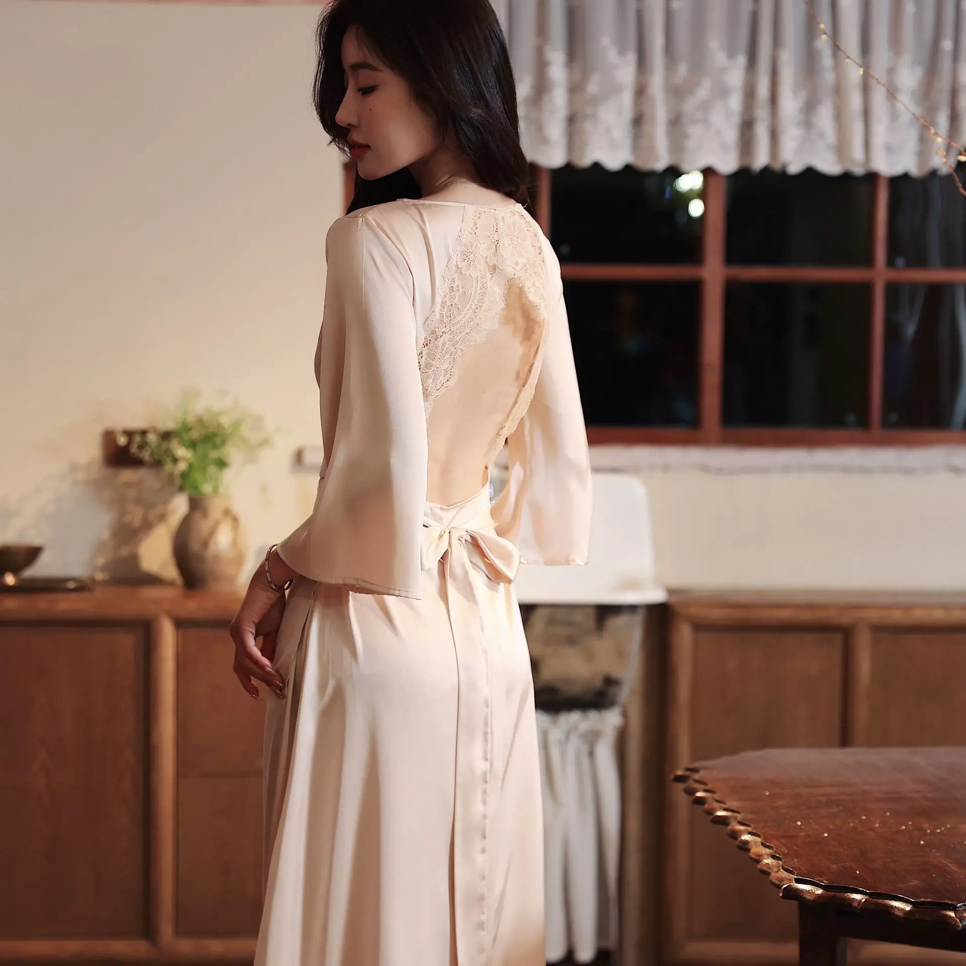 Spring Bridal Robes Satin Morning Gown Sexy Back Hollow Lace Pajamas Wedding Dress Long Burgundy Popular Silk Summer Bride Gowns