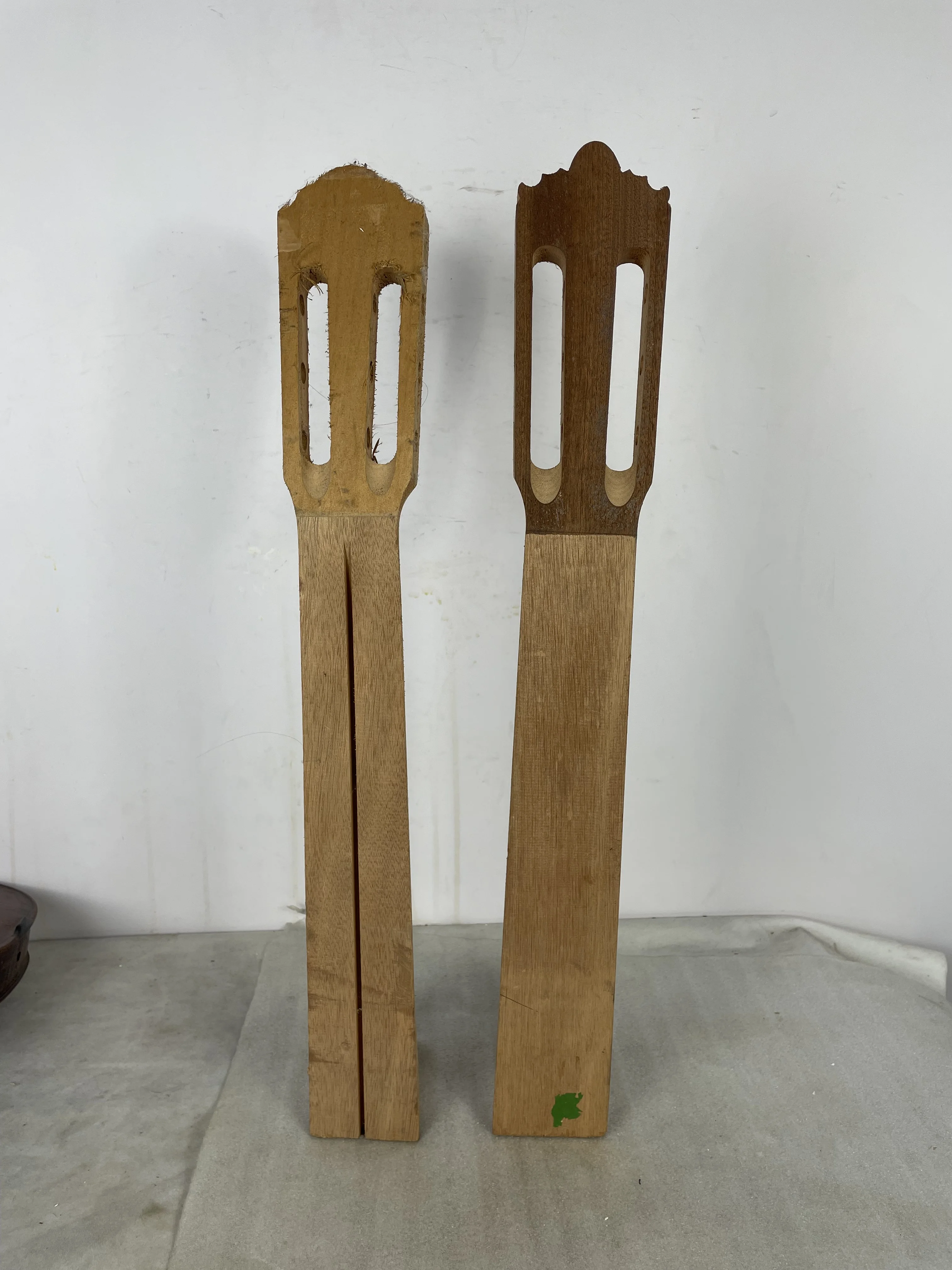 

Mahogany Acoustic Guitar Neck Part Luthier Tool for Classical Guitar DIY Folk Guitar Neck Unfinished Replacement Accessory