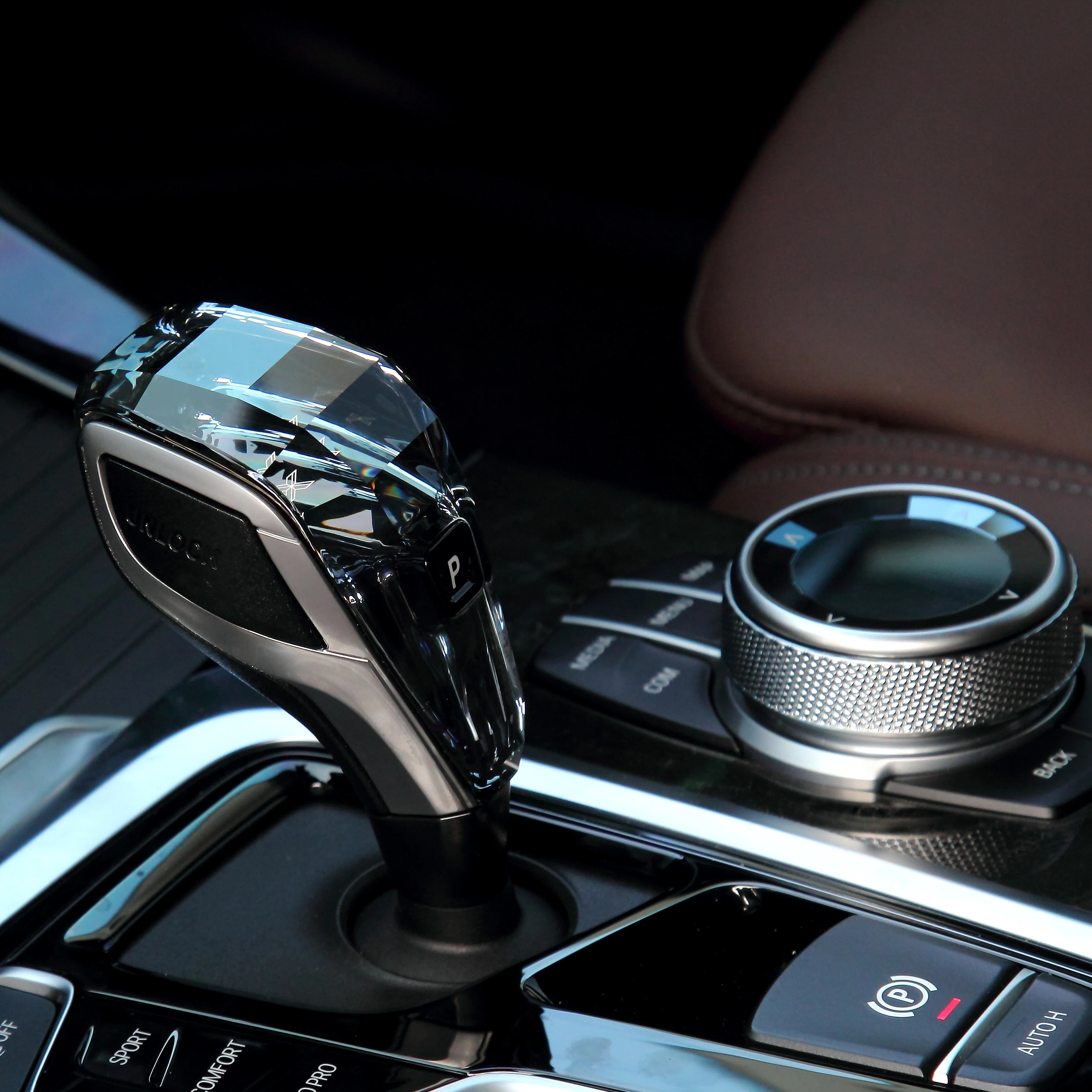

Crystal Three-Piece Set Gear Shift Knob for BMW X3 Series Chassis G01 G08 2018-2021 Car Accessories