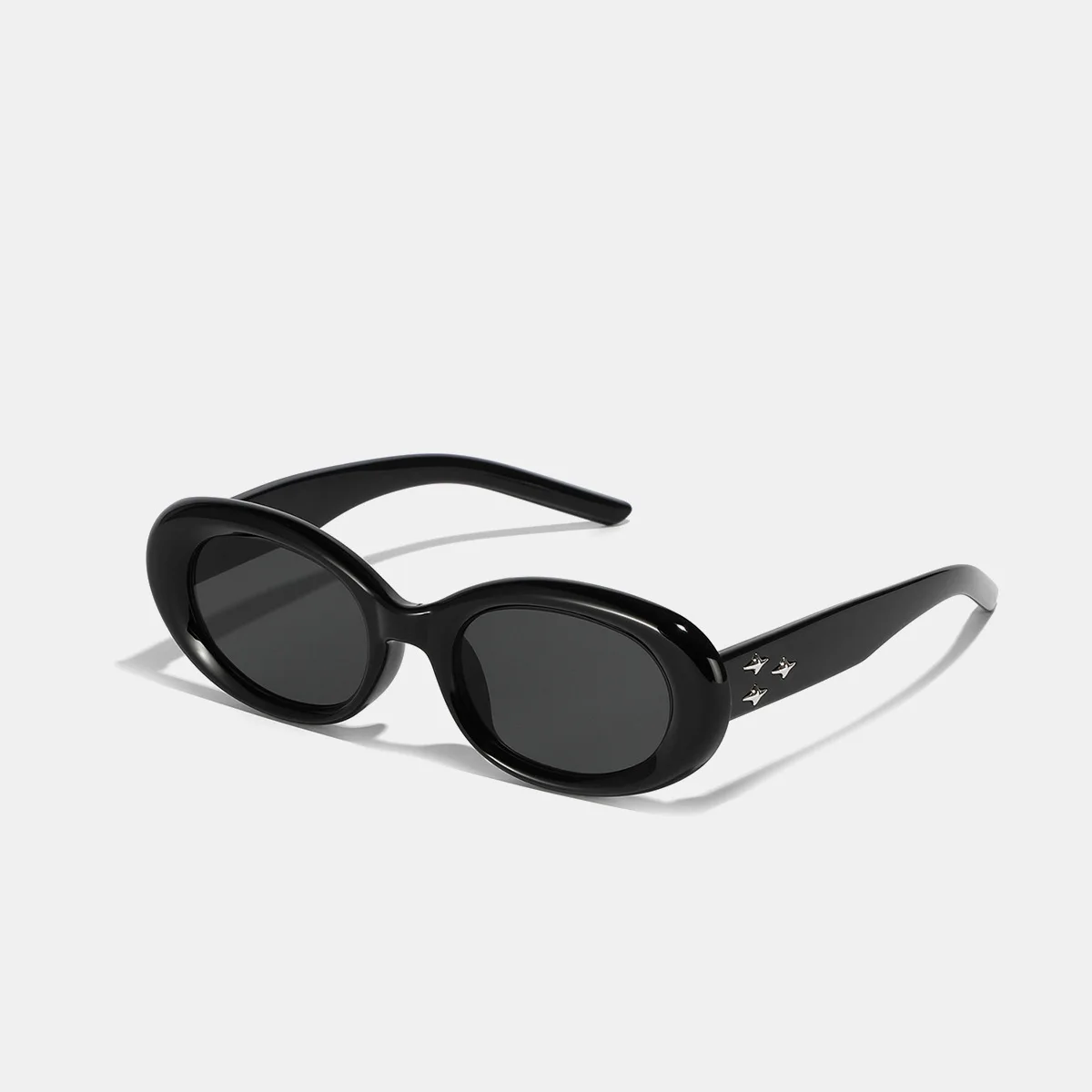 

Round Sunglasses Retro star Rivets Punk Sun Glasses for Women Fashion Eyewear 2023 Summer New