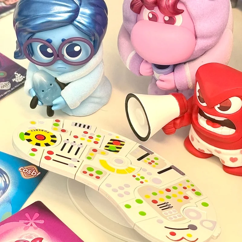 Фото Подлинные горячие игрушки Inside Out 2, пижамная вечеринка SeriesV2, косби, слепая коробка, радость, smutek, слепая ностальгия, аниме-фигурка, игрушка, подарок на день рождения №3