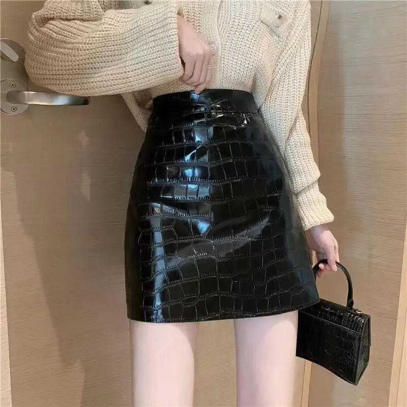 Bright face small leather skirt women's small autumn dress new style high waist slim skirt fashionable  word wrap hip skirt