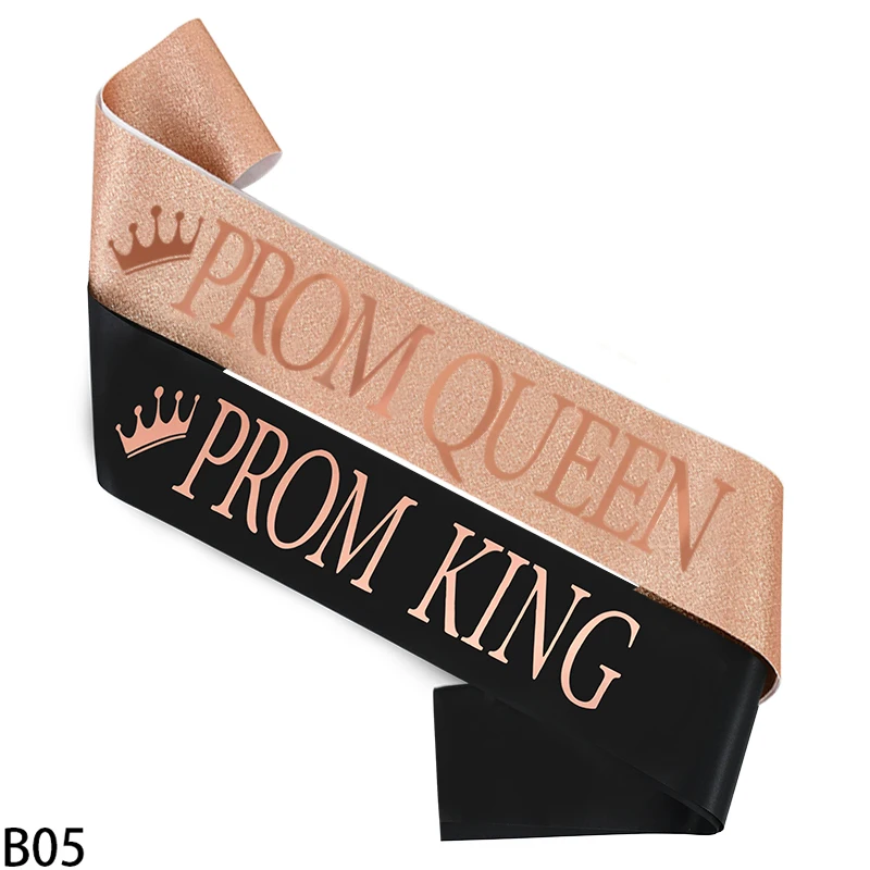 

Ретро-браслеты для выпускного