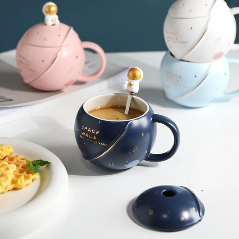 

Travel Coffee Cup Friends Kawaii Camping Personalized Funni Gift Big Espresso Coffee Mug Milk Tazas De Cafe Christma Drinkware