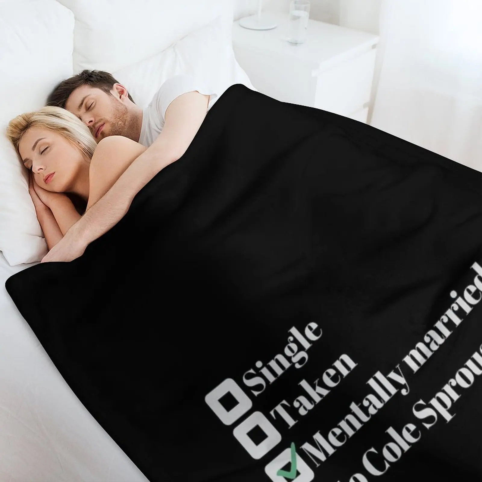 Менточно женатый в Cole Sprouse Плед Одеяло Хэллоуин Пляжные Одеяла