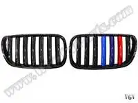 

Store code: BA0833113 inner grille X3 E83 LCI PIANO black M-colorful 0710