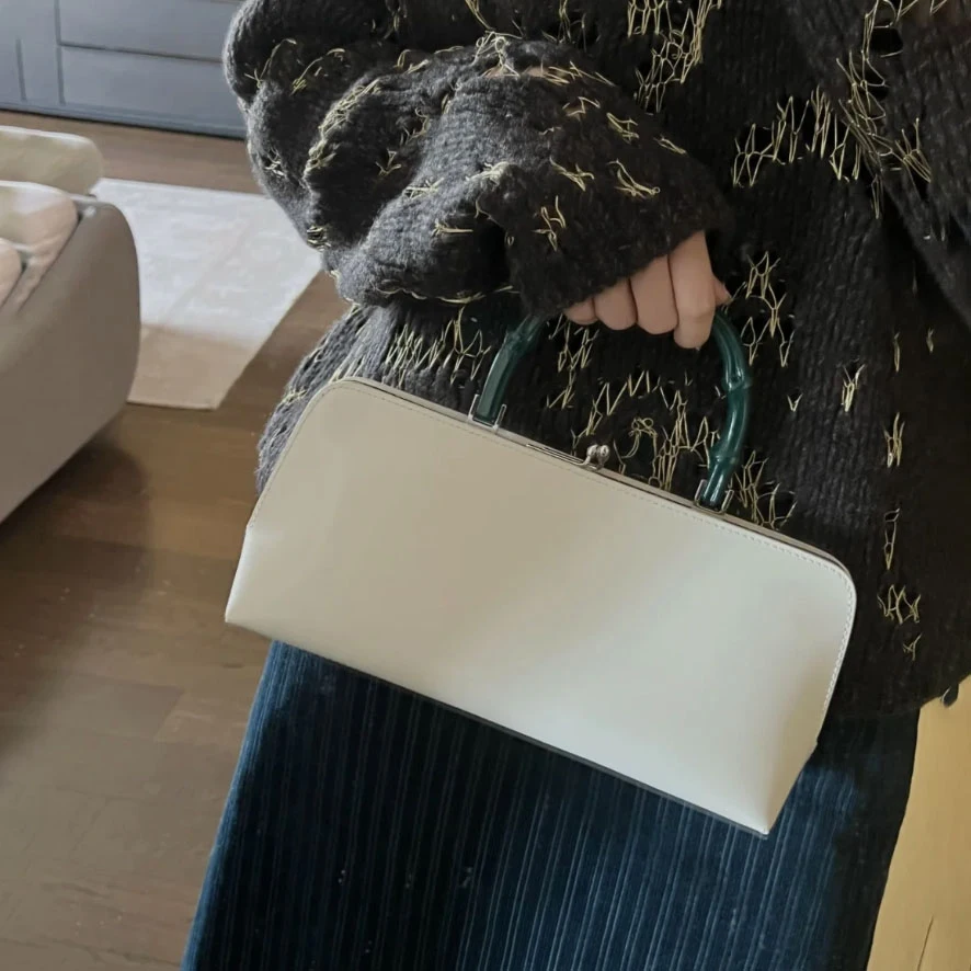 

Retro Leather Handbag Rectangular Underarm One Shoulder Vertical Women's Bag