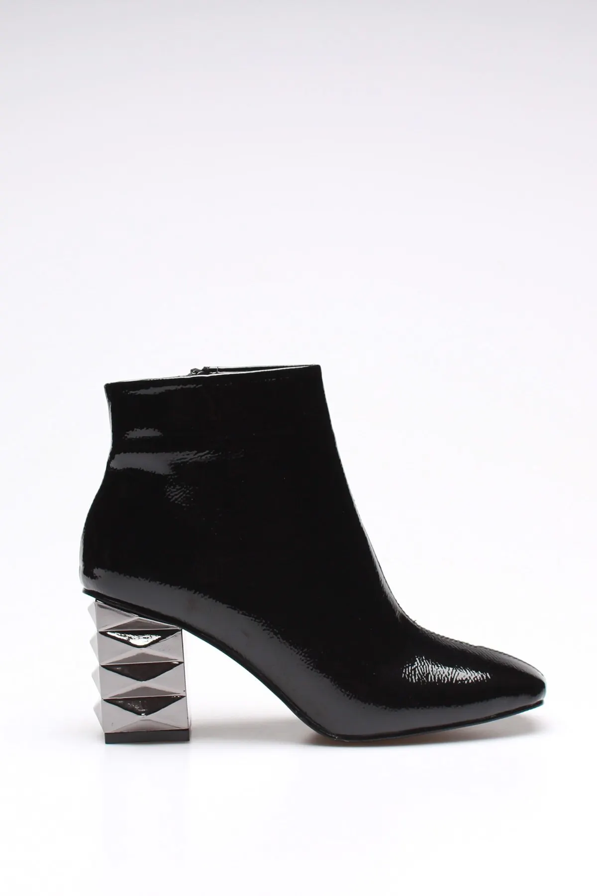 

Fashion Style Black Wrinkled Patent Leather women's Boot Boots & Bootie