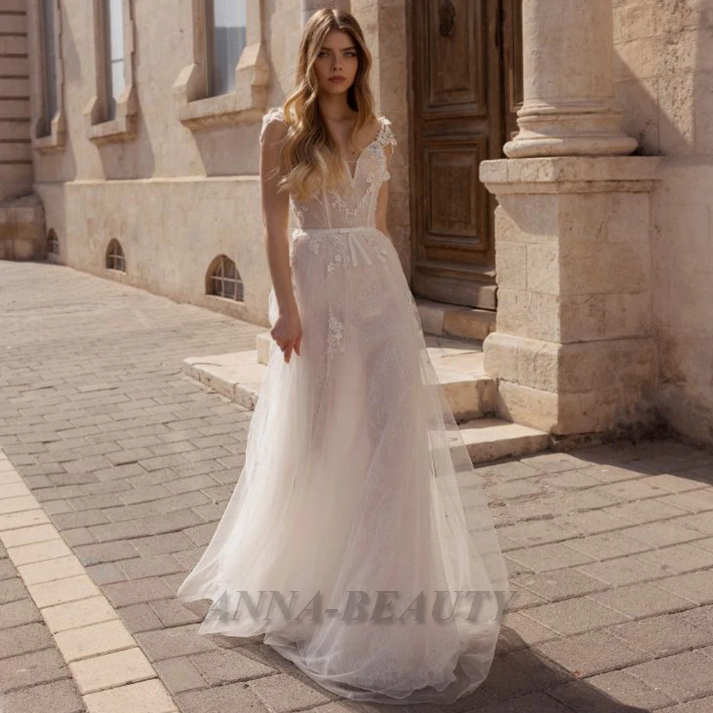 

Anna Charming A Line Wedding Dress for Bride Lace Appliques V Neck Sleeveless Tulle Sweep Train Robe De Mariée Bridal Gowns