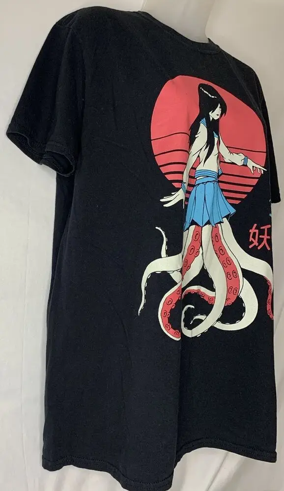 Черная масса Горячая тема ужас Осьминог Yokai Аниме Манга Девушка футболка Размер